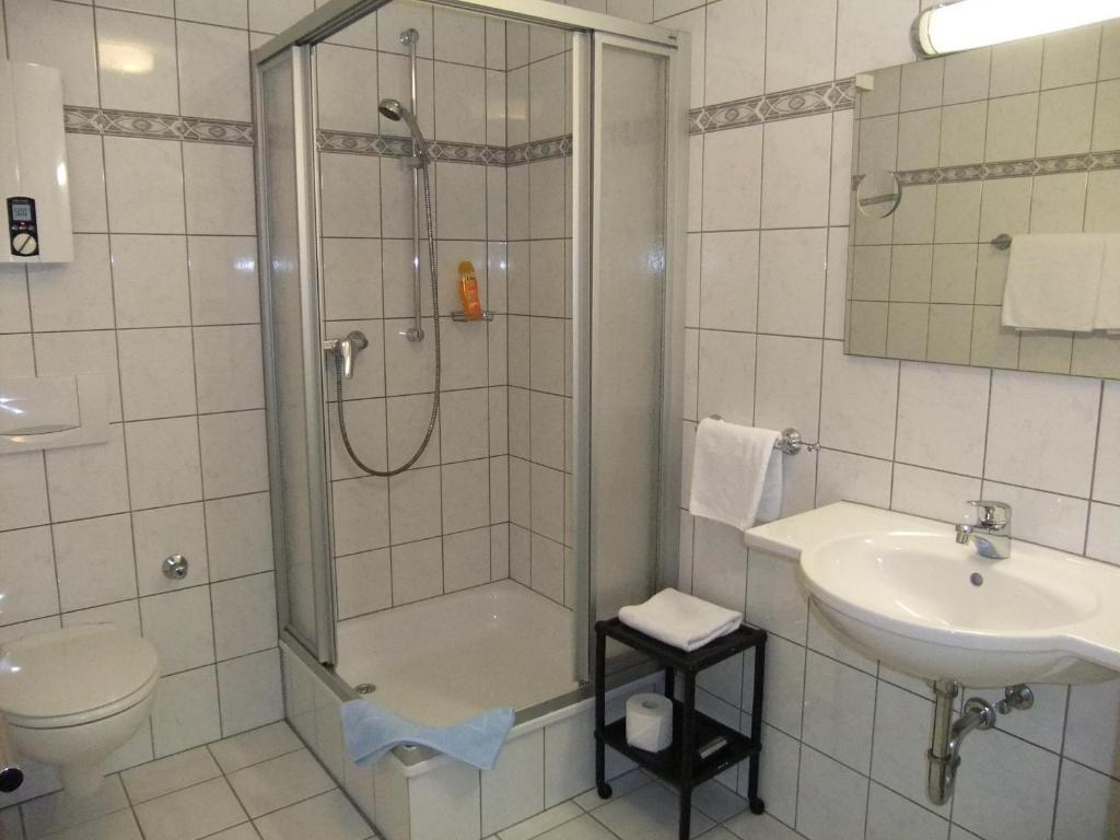 Hotel Garni Am Brunnenplatz 게롤슈타인 객실 사진