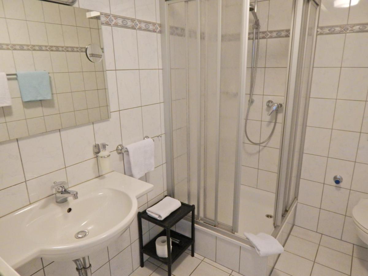 Hotel Garni Am Brunnenplatz 게롤슈타인 외부 사진