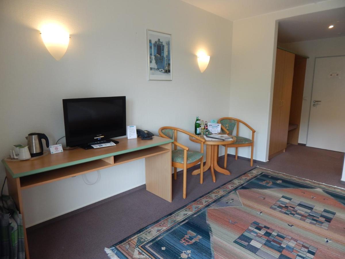 Hotel Garni Am Brunnenplatz 게롤슈타인 외부 사진