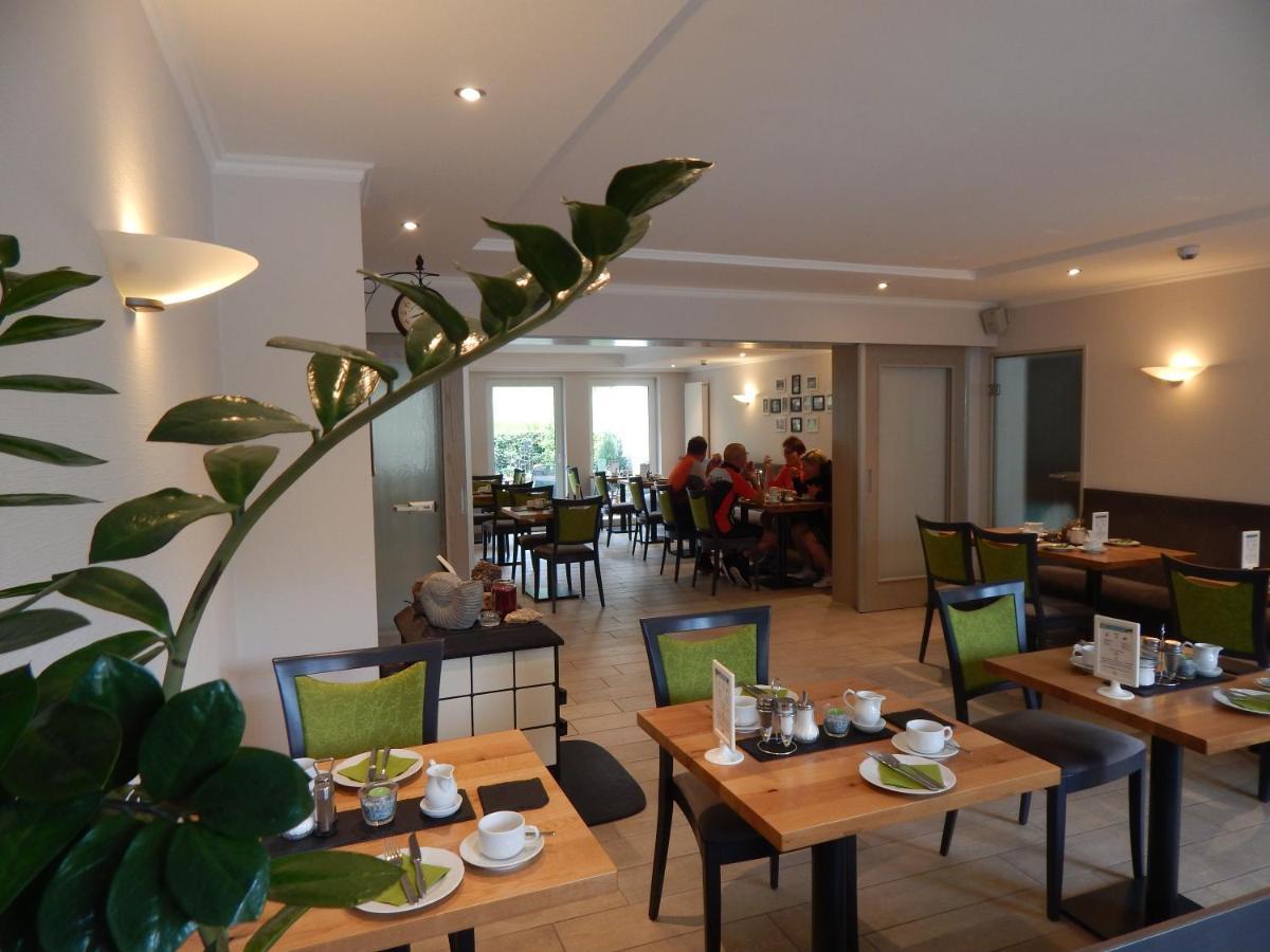 Hotel Garni Am Brunnenplatz 게롤슈타인 외부 사진