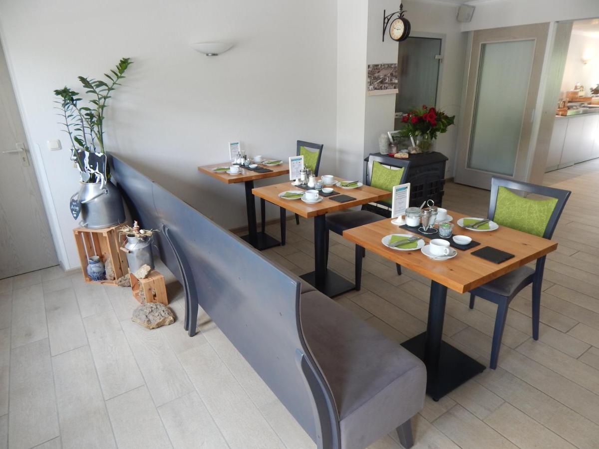 Hotel Garni Am Brunnenplatz 게롤슈타인 외부 사진